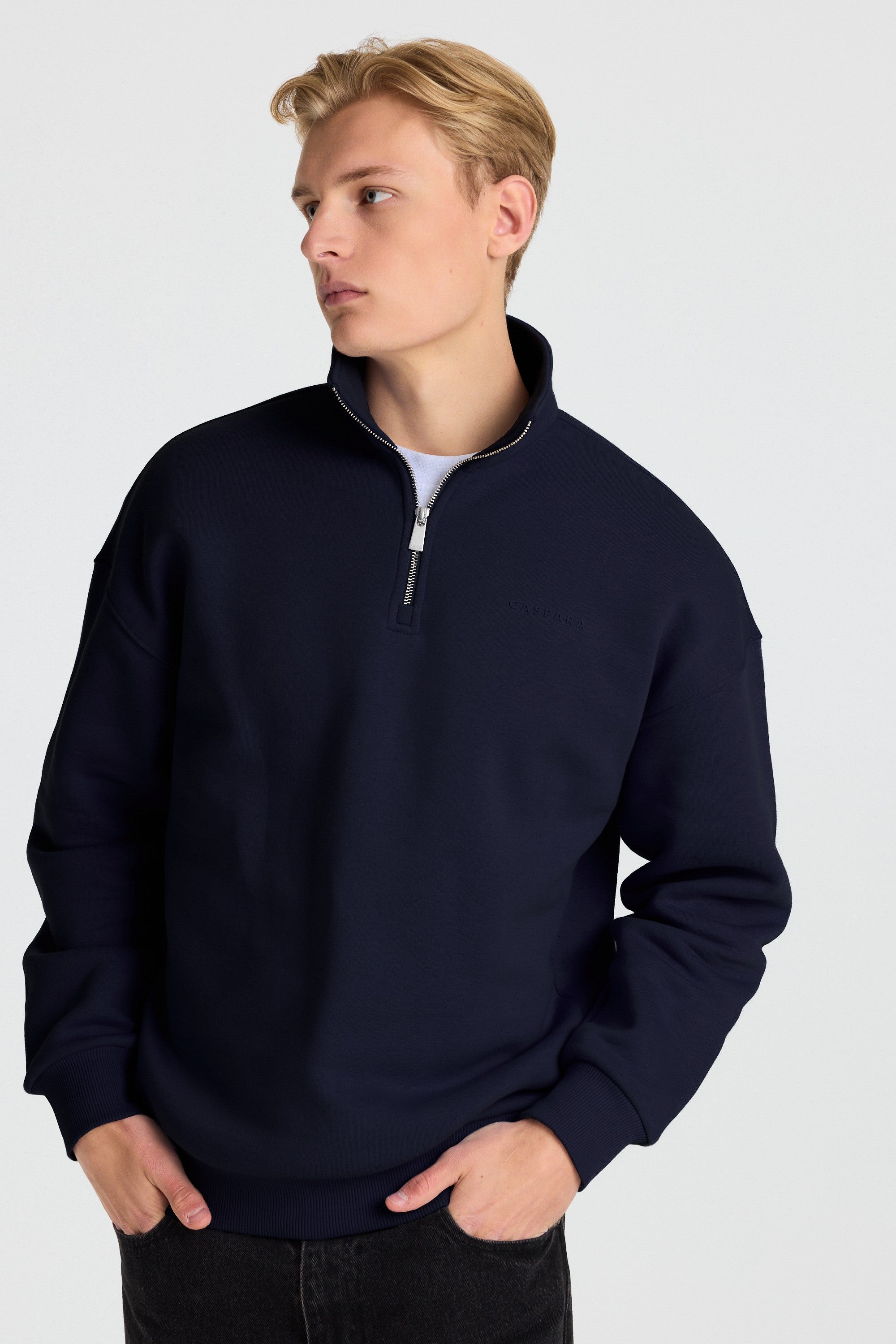 M. 1/4 Zip - Navy